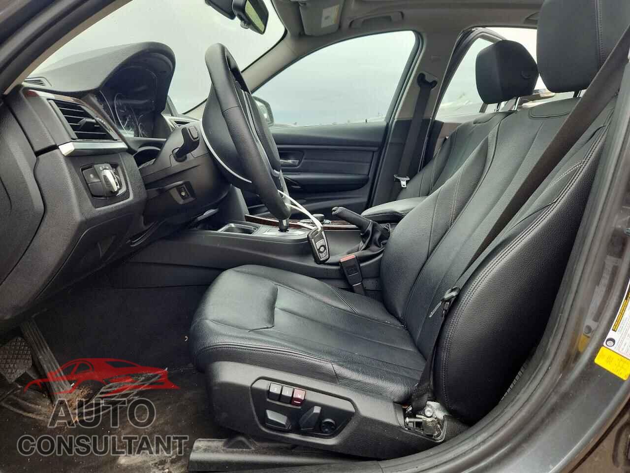 BMW 3 SERIES 2012 - WBA3A5C58CF342616