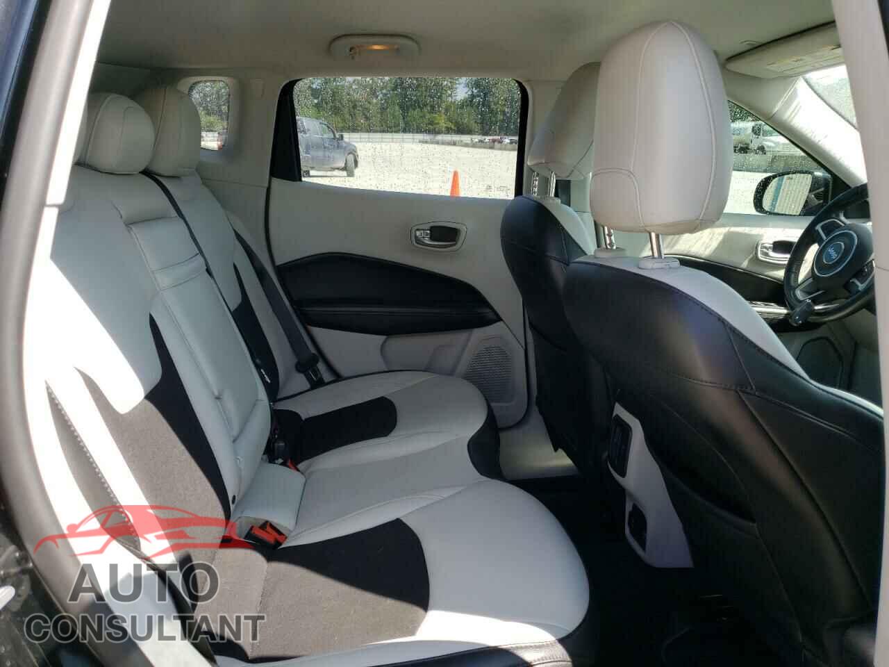 JEEP COMPASS 2019 - 3C4NJCBB2KT676782
