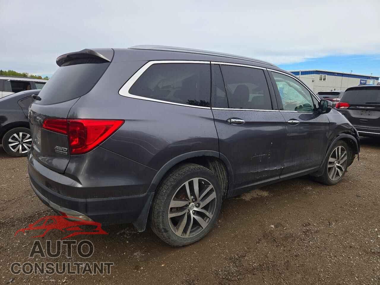 HONDA PILOT 2017 - 5FNYF6H98HB504199