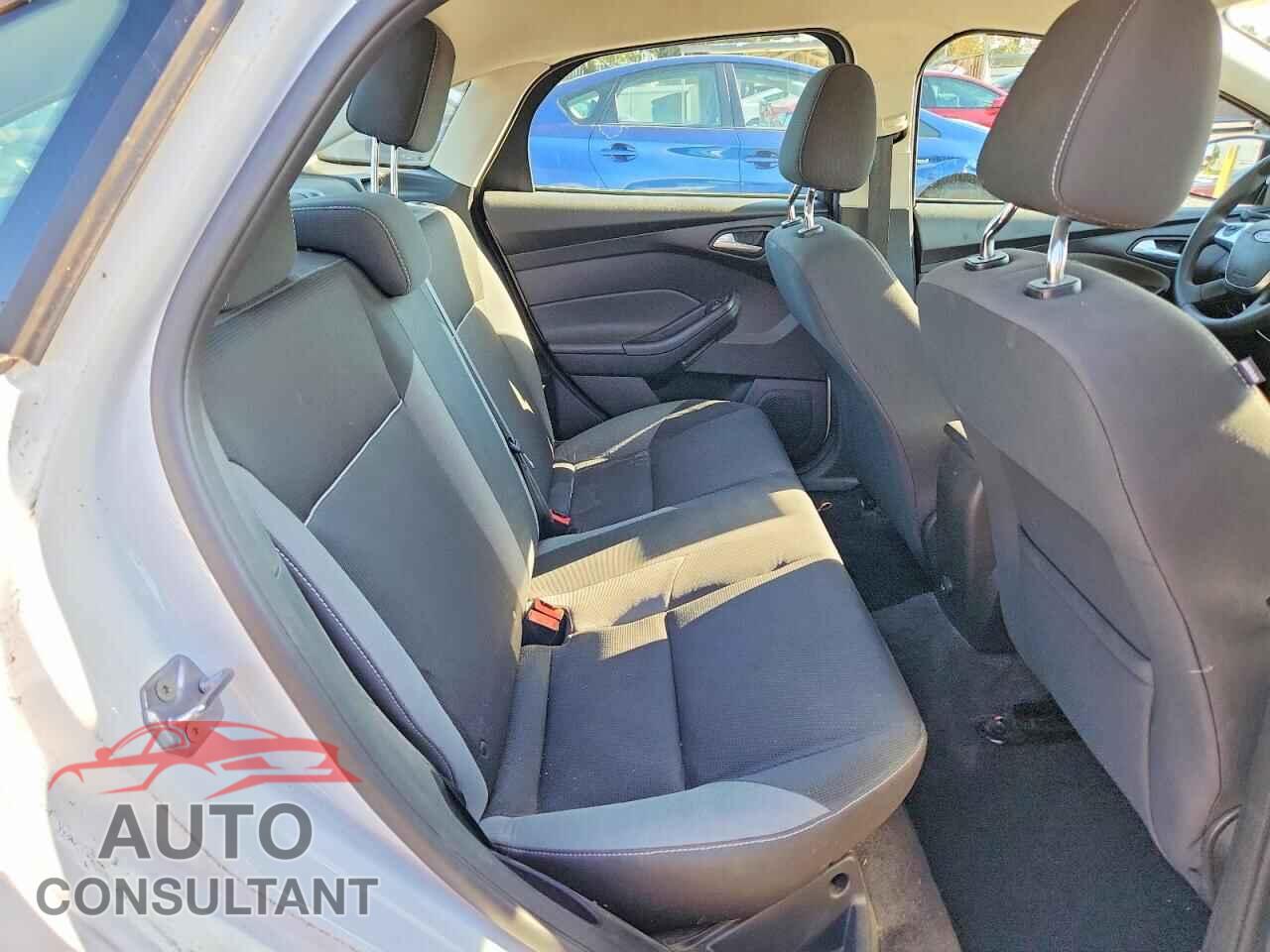 FORD FOCUS 2012 - 1FAHP3F21CL244046