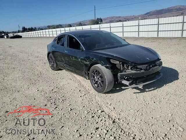 TESLA MODEL 3 2019 - 5YJ3E1EA5KF193319