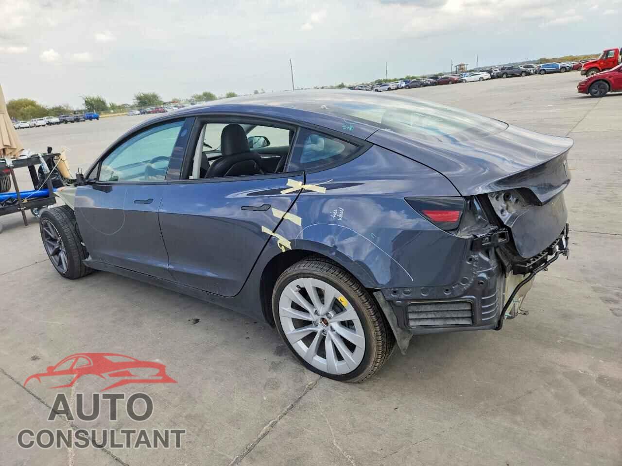 TESLA MODEL 3 2023 - 5YJ3E1EA0PF710498