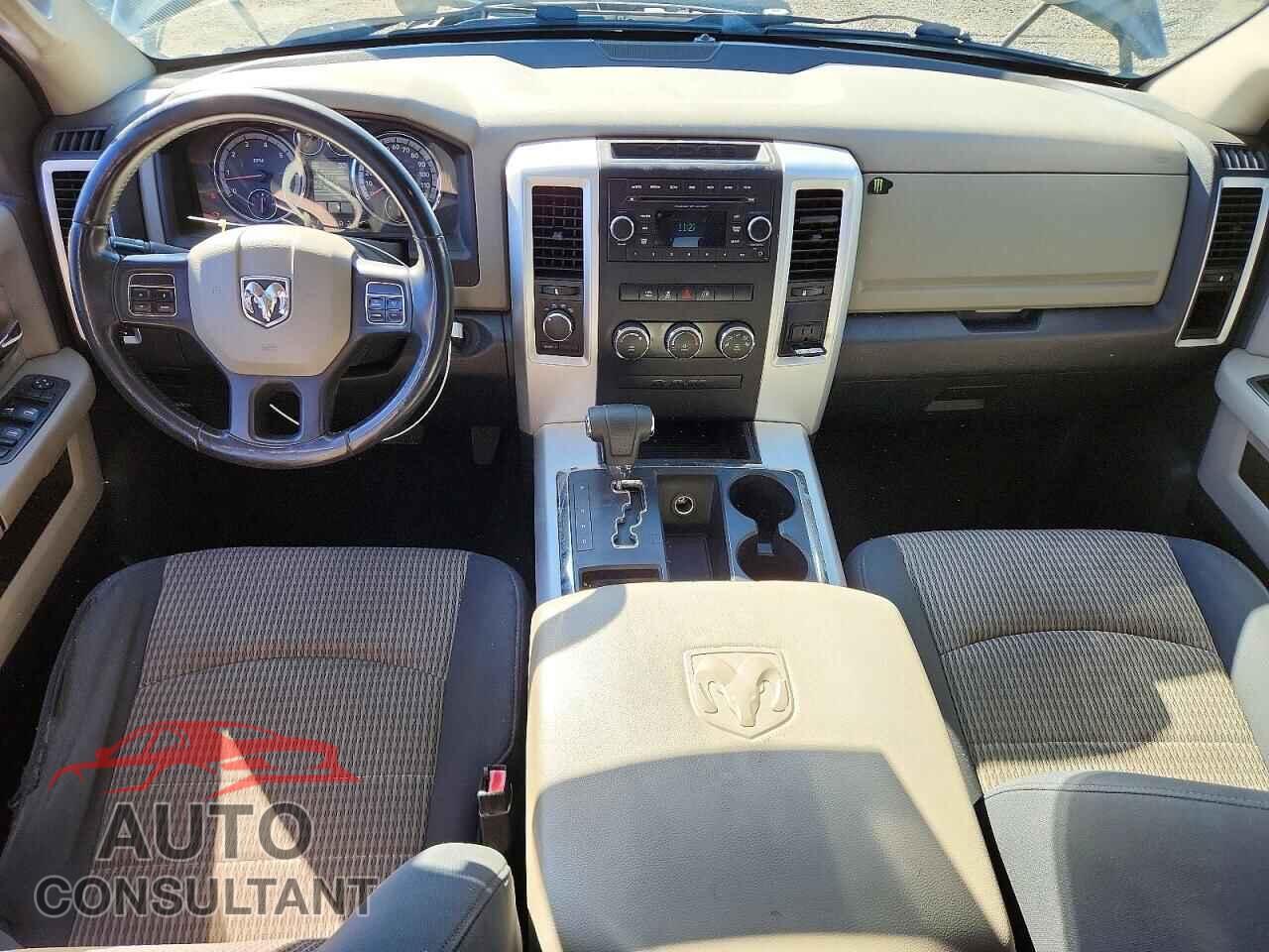 DODGE RAM 1500 2012 - 1C6RD7LT5CS187603