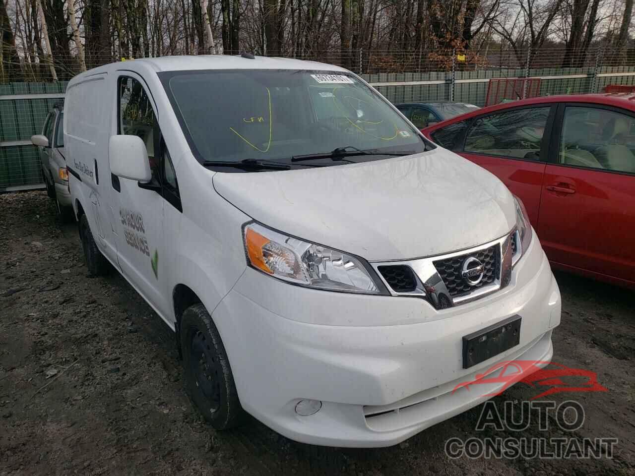 NISSAN NV 2017 - 3N6CM0KNXHK702743