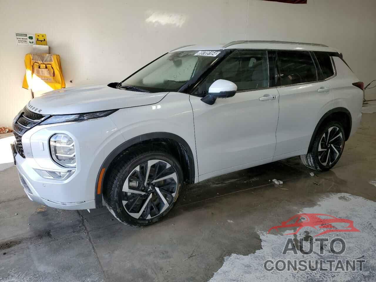 MITSUBISHI OUTLANDER 2024 - JA4J4WA87RZ017980