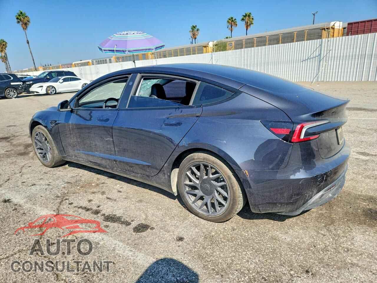 TESLA MODEL 3 2024 - 5YJ3E1EA4RF744348