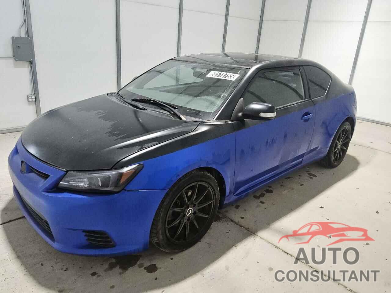 TOYOTA SCION 2012 - JTKJF5C77C3023389