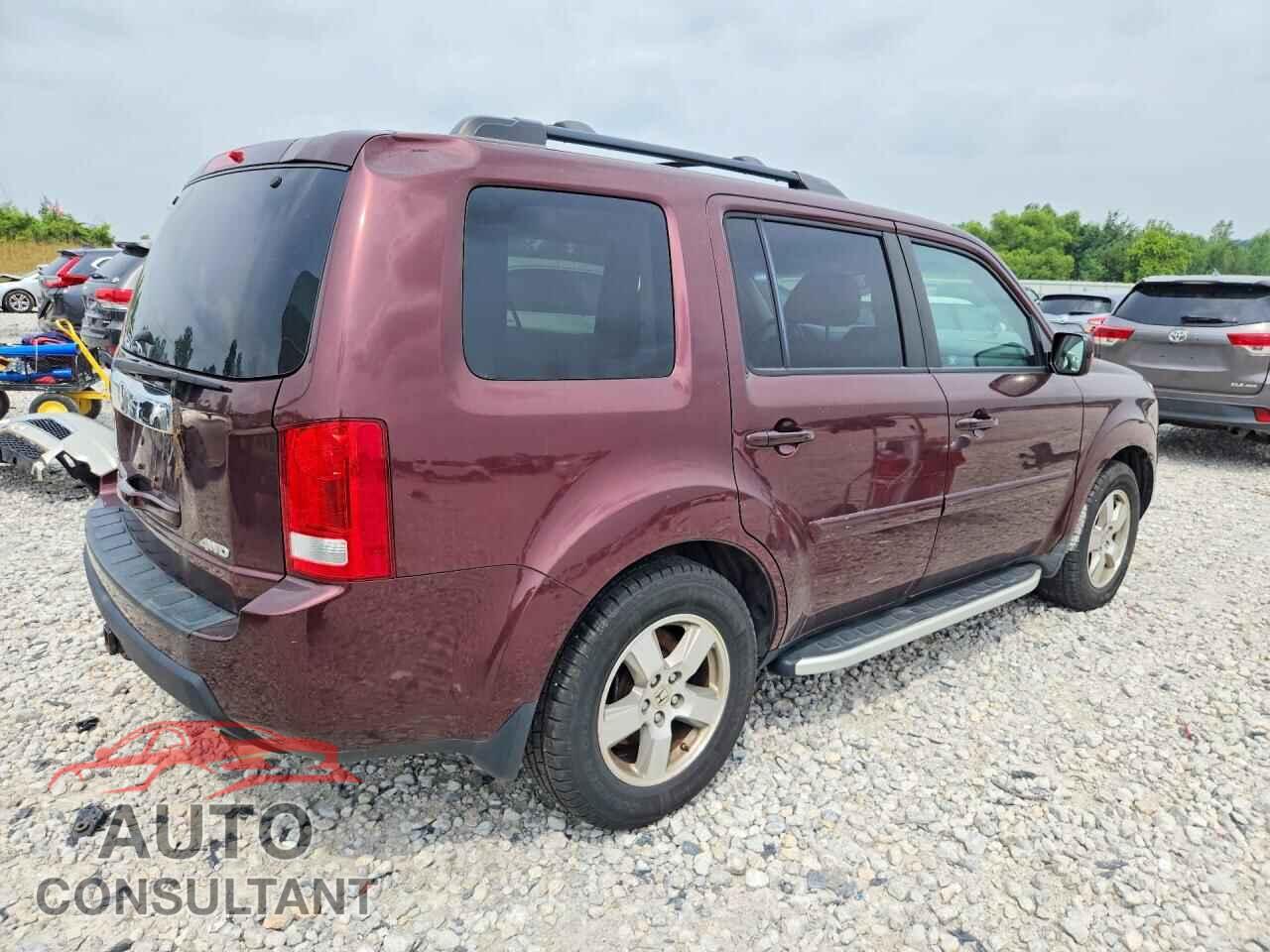 HONDA PILOT 2011 - 5FNYF4H78BB038090