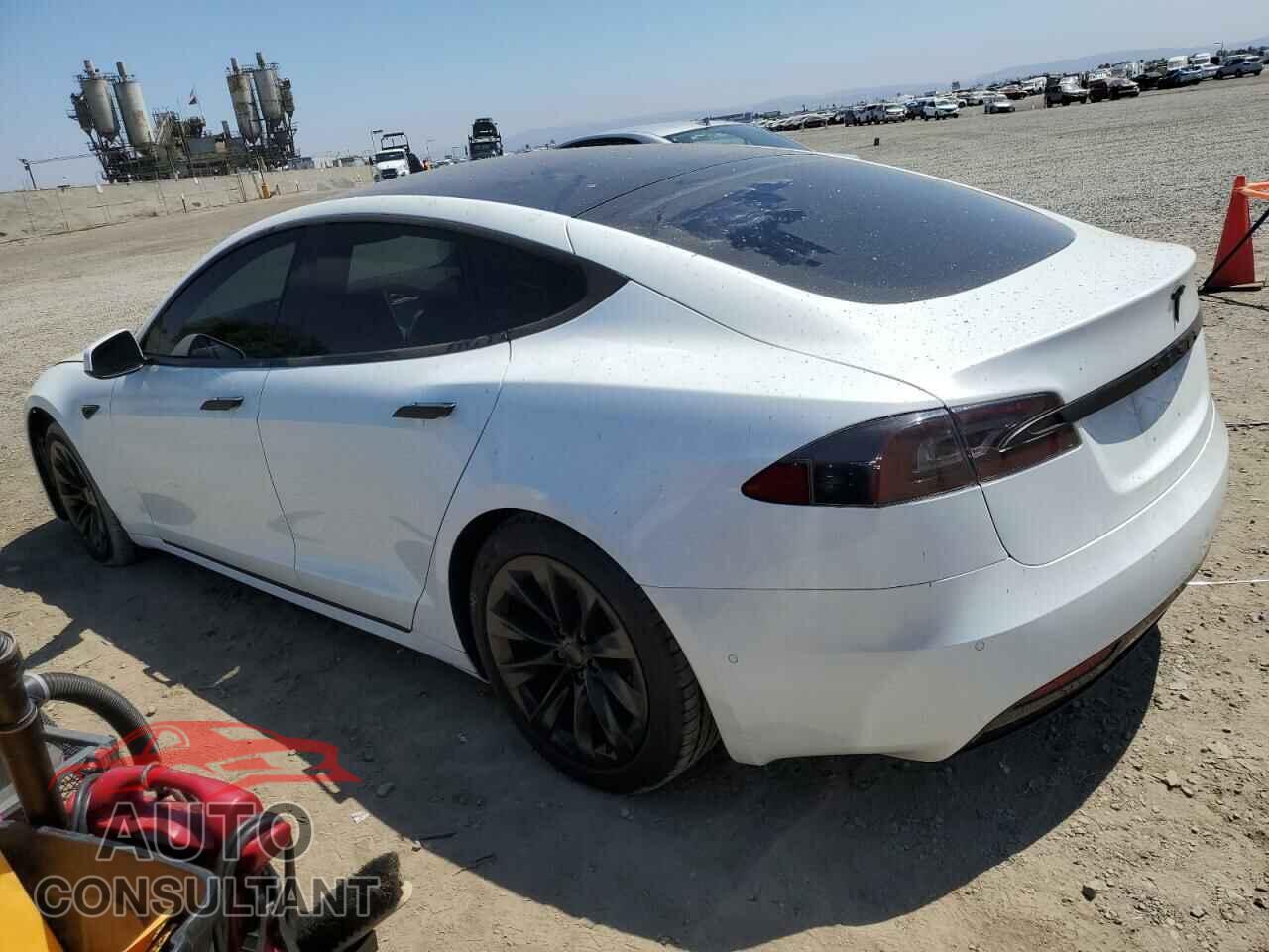TESLA MODEL S 2017 - 5YJSA1E20HF196024