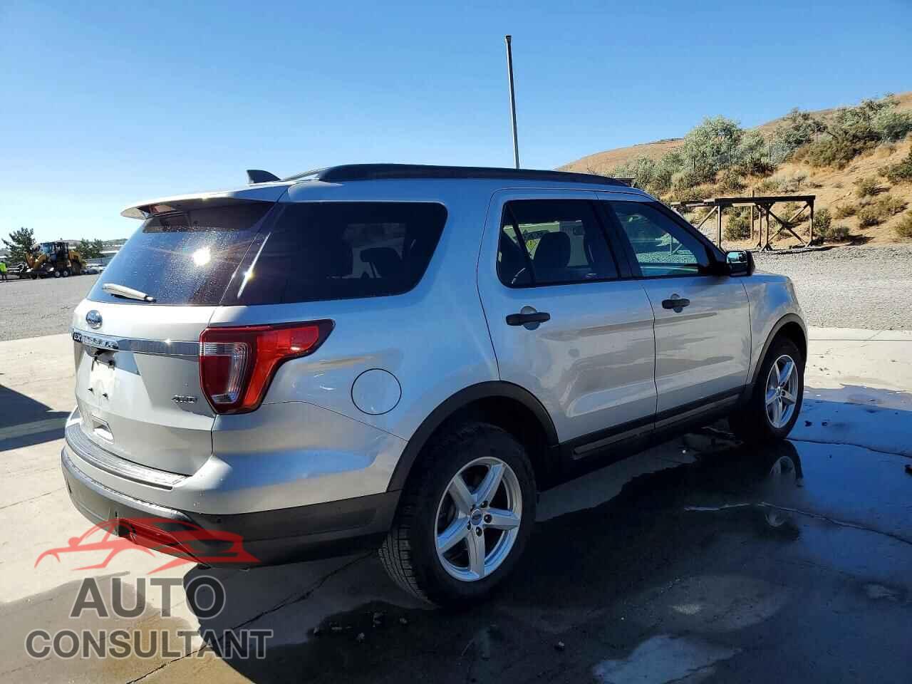 FORD EXPLORER 2018 - 1FM5K8B86JGB60020