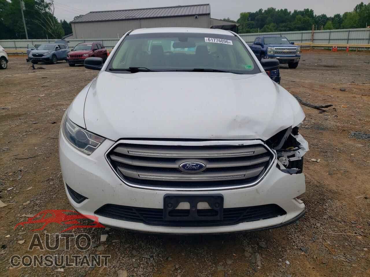 FORD TAURUS 2018 - 1FAHP2D81JG103761
