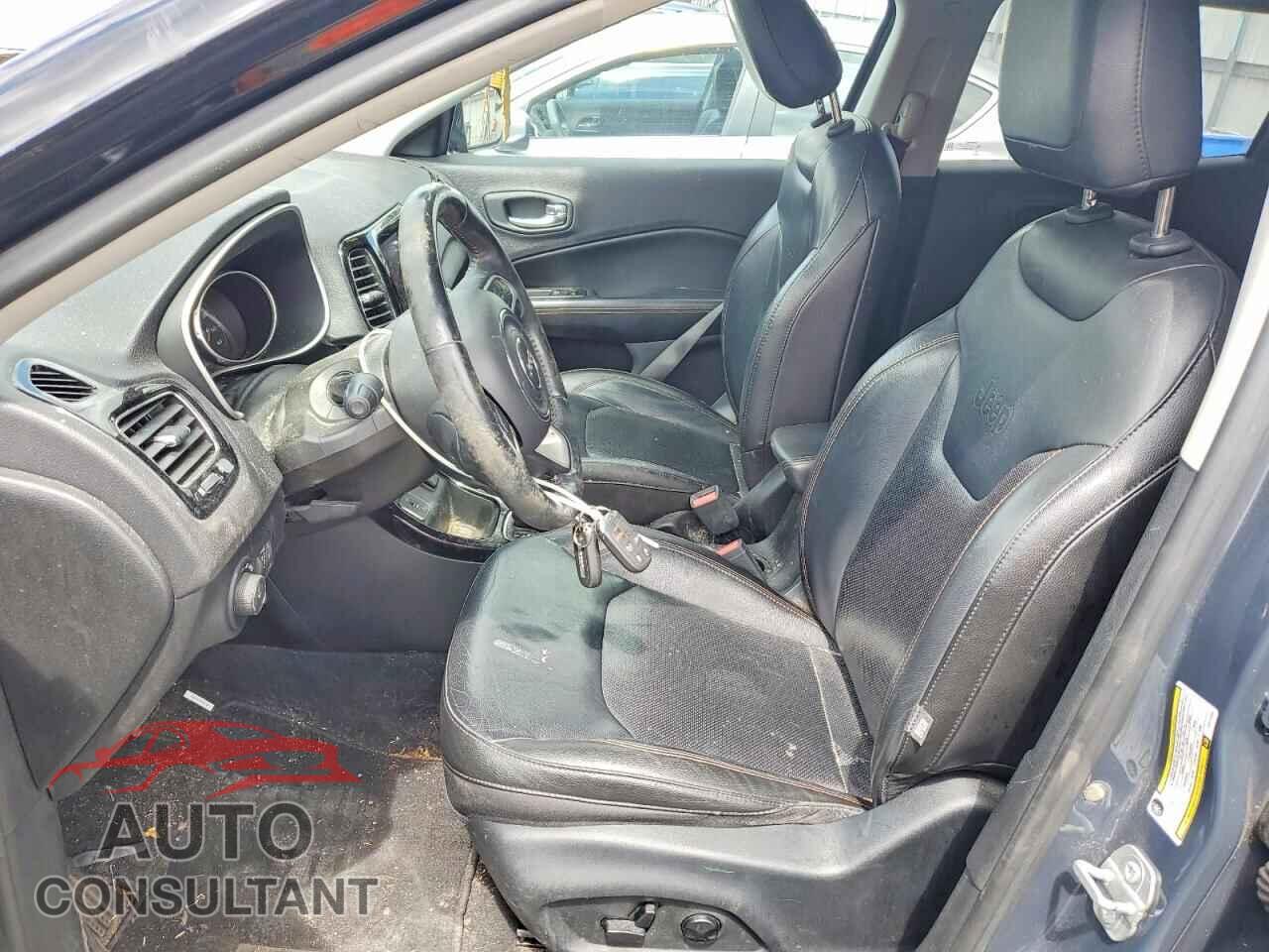 JEEP COMPASS 2018 - 3C4NJCCB0JT211558