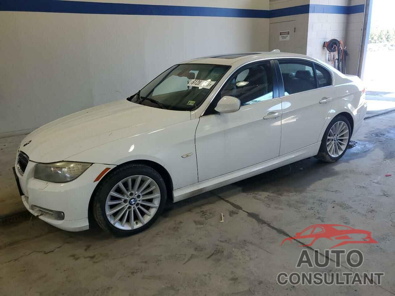 BMW 3 SERIES 2011 - WBAPN7C53BA781641