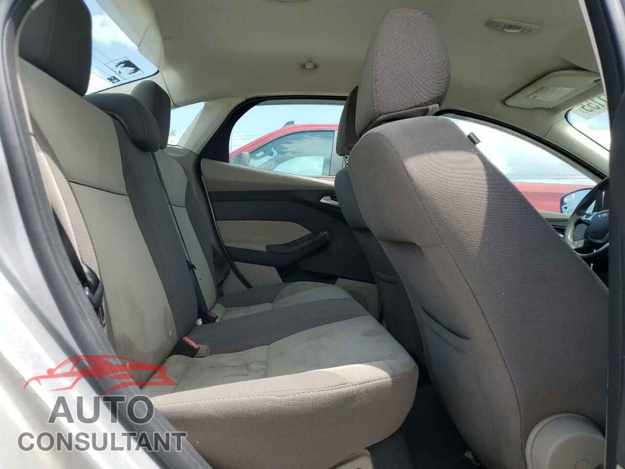 FORD FOCUS 2013 - 1FADP3F29DL207648