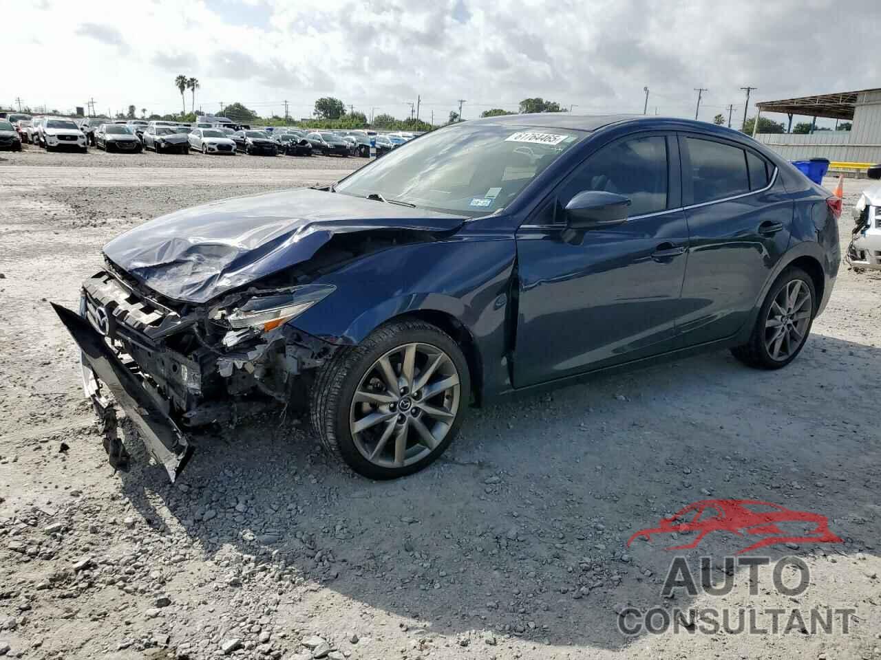 MAZDA 3 2018 - 3MZBN1V39JM214998