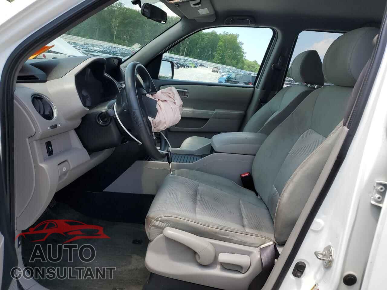 HONDA PILOT 2015 - 5FNYF4H29FB037458