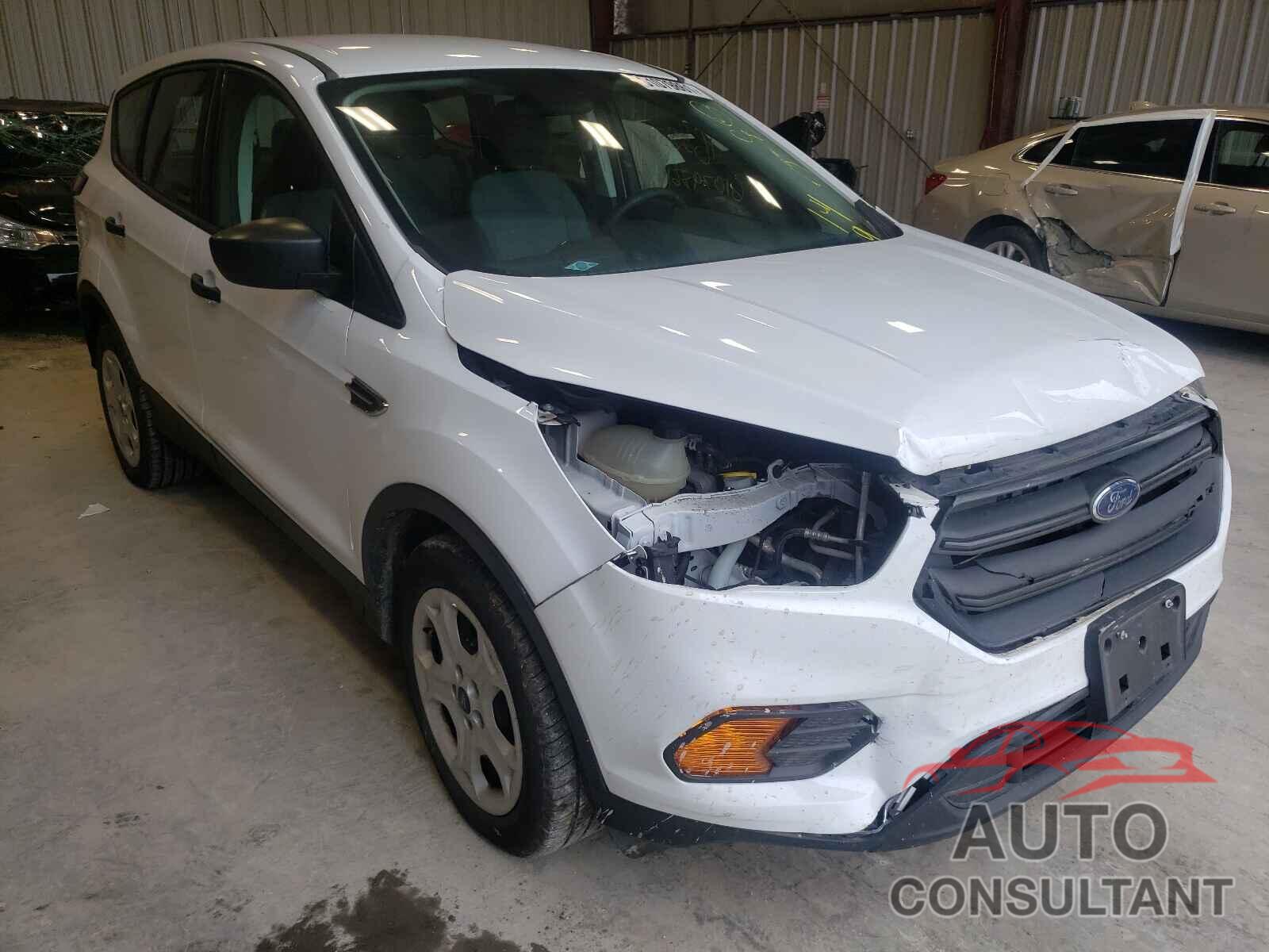 FORD ESCAPE 2017 - 1FMCU0F79HUD73429