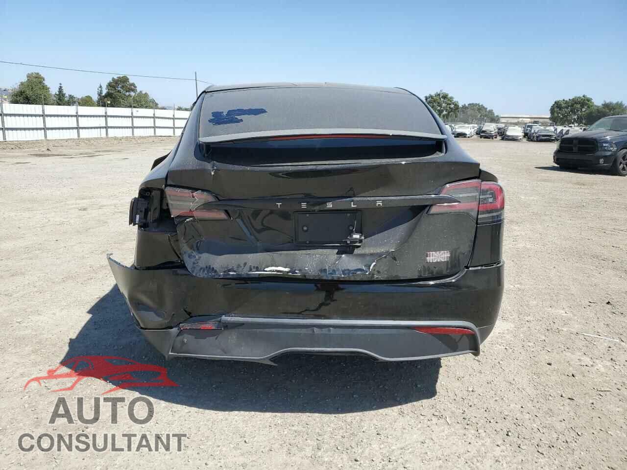 TESLA MODEL X 2023 - 7SAXCBE62PF406486