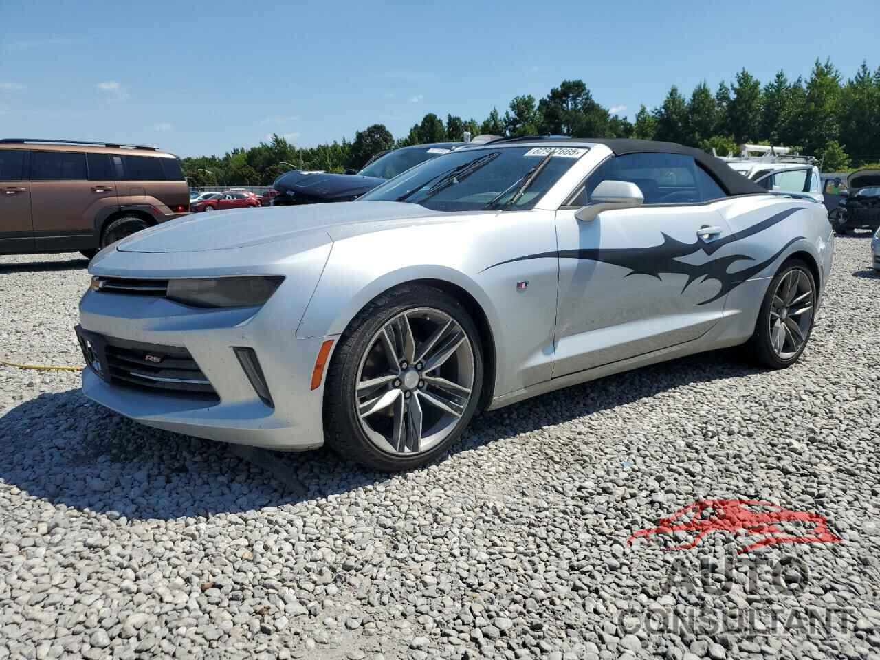 CHEVROLET CAMARO 2018 - 1G1FB3DS8J0115750