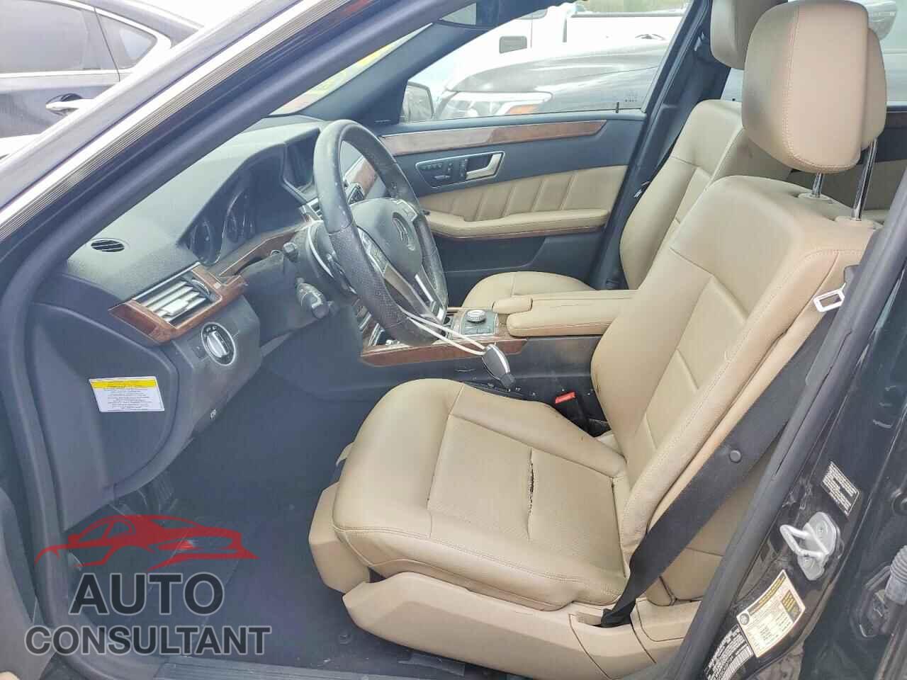 MERCEDES-BENZ E-CLASS 2012 - WDDHF5KB6CA587189