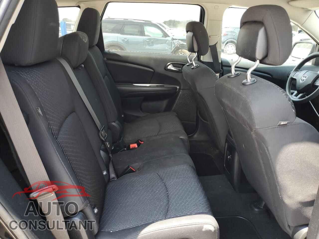 DODGE JOURNEY 2017 - 3C4PDCBB1HT702474