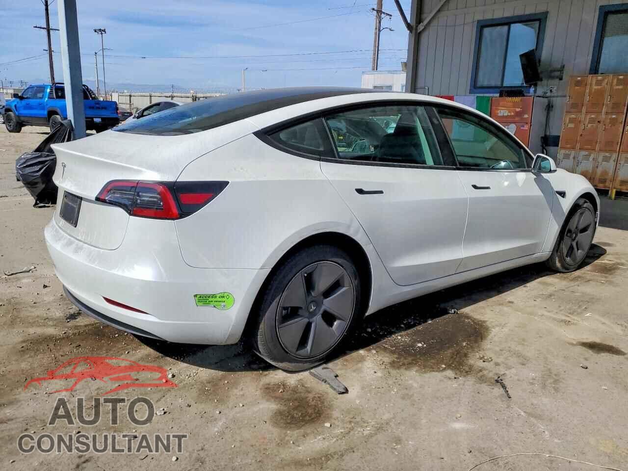 TESLA MODEL 3 2023 - 5YJ3E1EAXPF582660