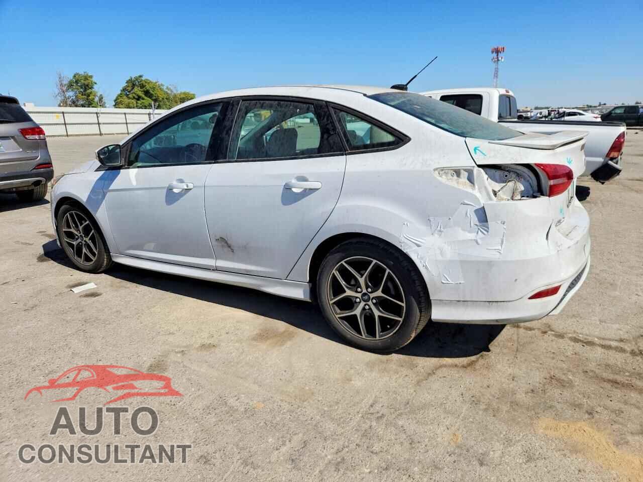 FORD FOCUS 2015 - 1FADP3F25FL221775