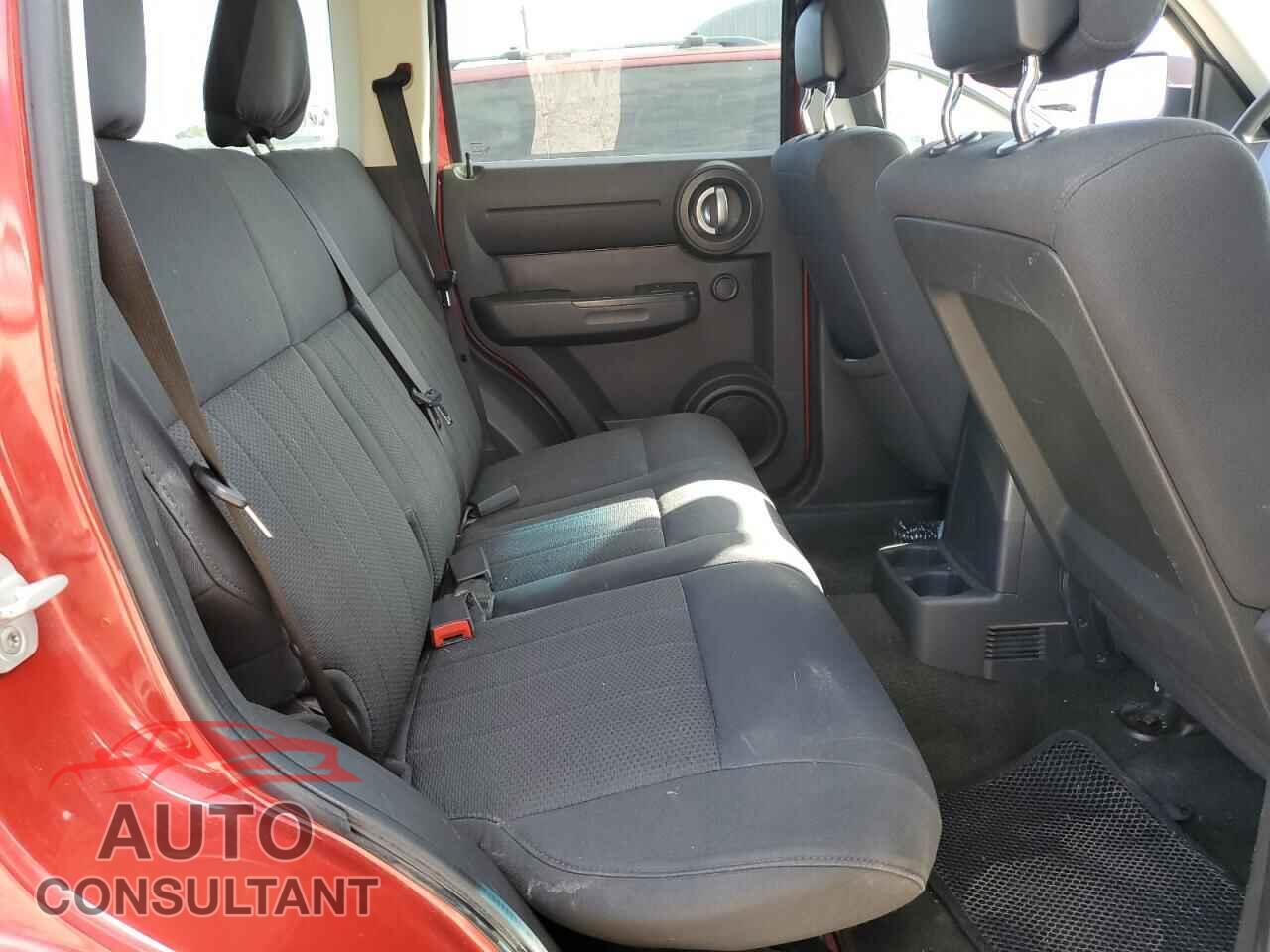 DODGE NITRO 2011 - 1D4PT4GX8BW510096