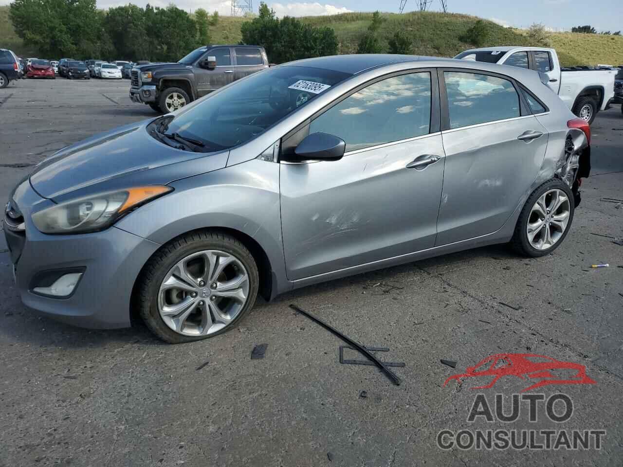 HYUNDAI ELANTRA 2013 - KMHD35LE7DU103293