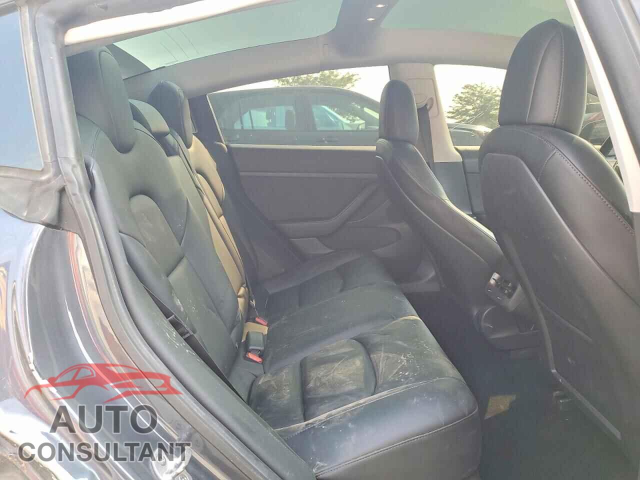 TESLA MODEL 3 2022 - 5YJ3E1EB8NF160568