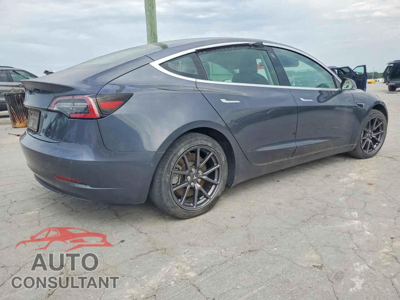TESLA MODEL 3 2019 - 5YJ3E1EA8KF307605