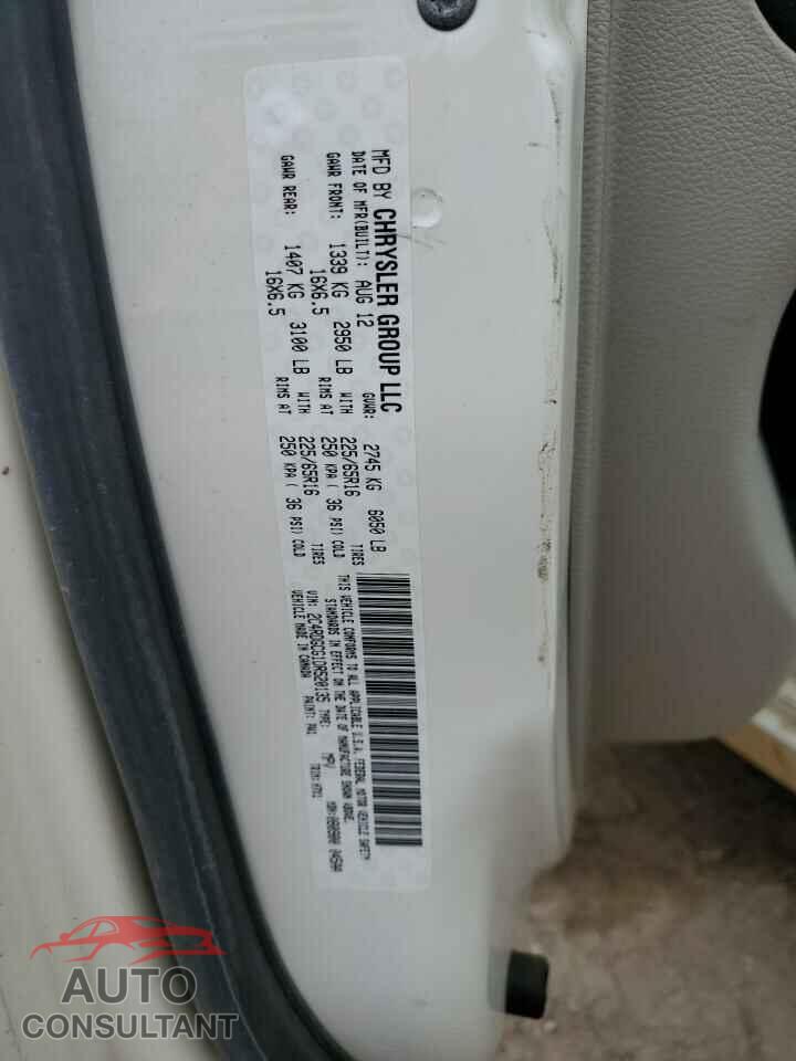 DODGE CARAVAN 2013 - 2C4RDGCG1DR520135