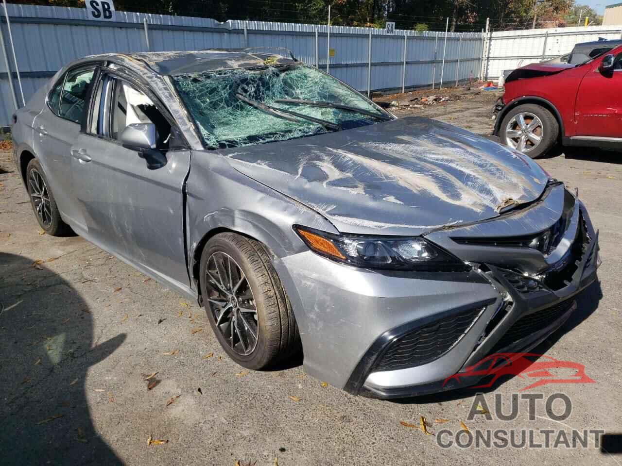 TOYOTA CAMRY 2021 - 4T1G11AK0MU601968