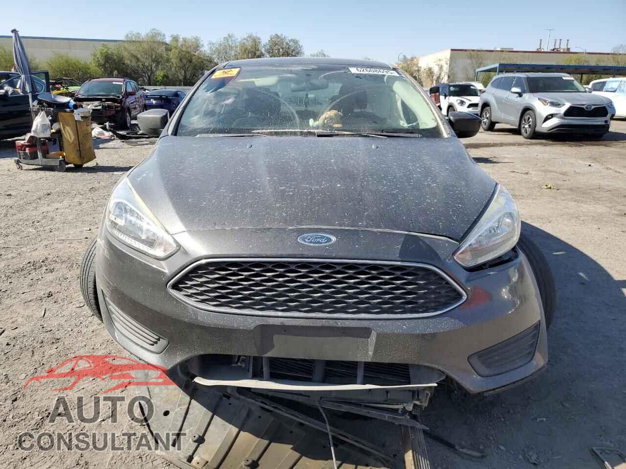 FORD FOCUS 2018 - 1FADP3FE5JL304092