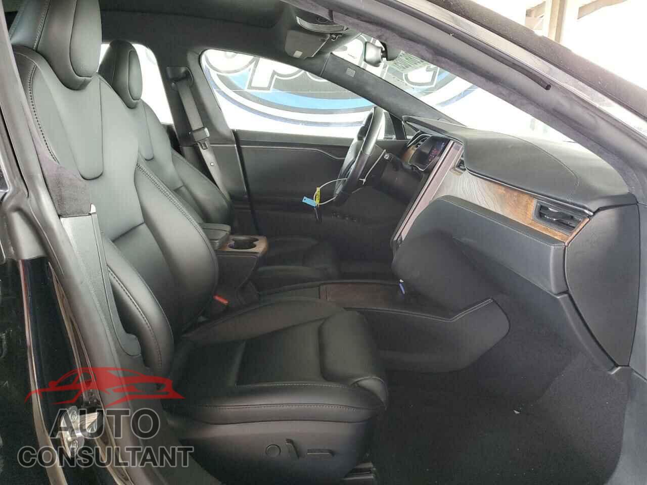 TESLA MODEL S 2020 - 5YJSA1E20LF416884