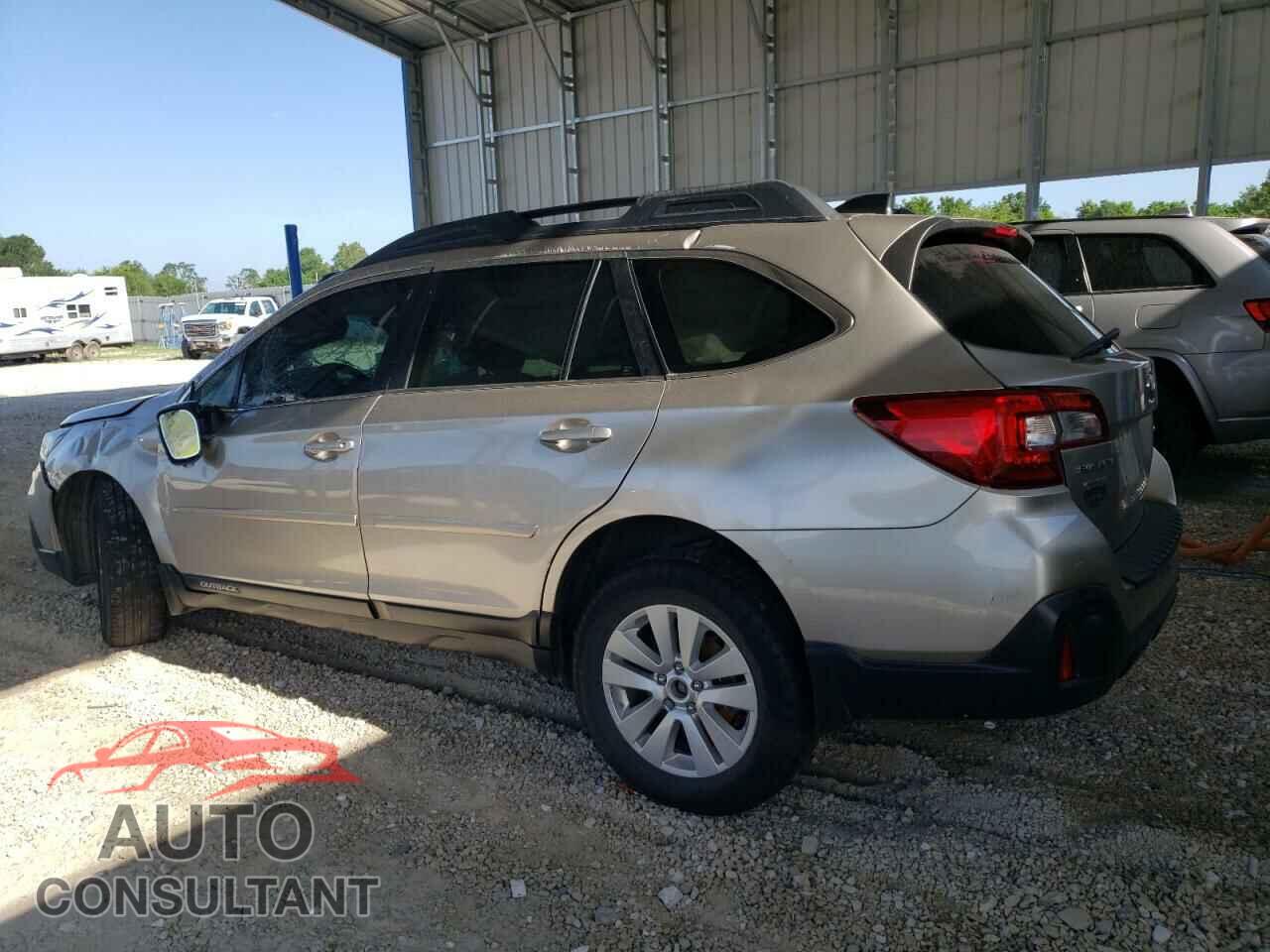 SUBARU OUTBACK 2018 - 4S4BSAFC2J3319101