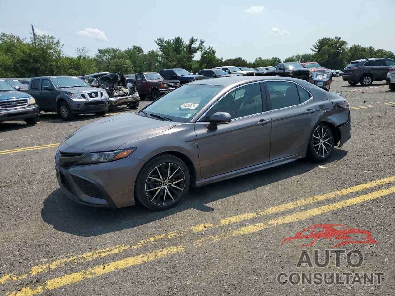 TOYOTA CAMRY 2022 - 4T1G11AK9NU628474