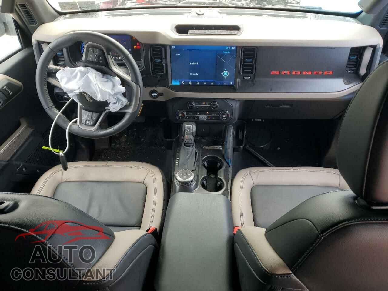 FORD BRONCO 2023 - 1FMEE5DP8PLB60594