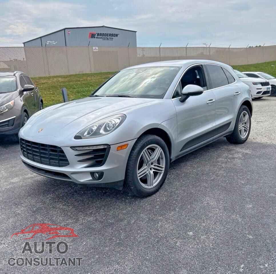 PORSCHE MACAN 2017 - WP1AB2A56HLB10242
