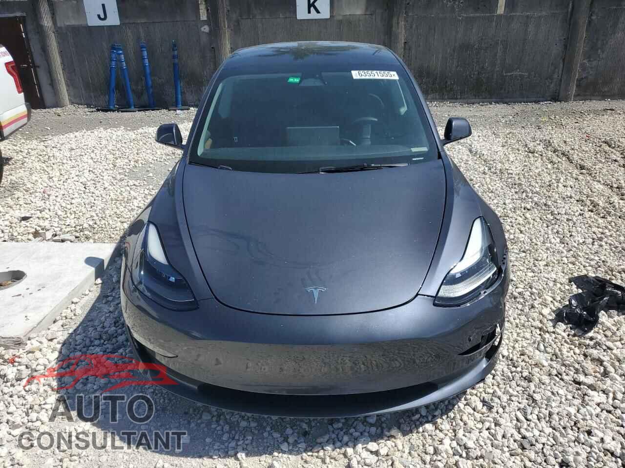 TESLA MODEL 3 2023 - 5YJ3E1EA5PF665297