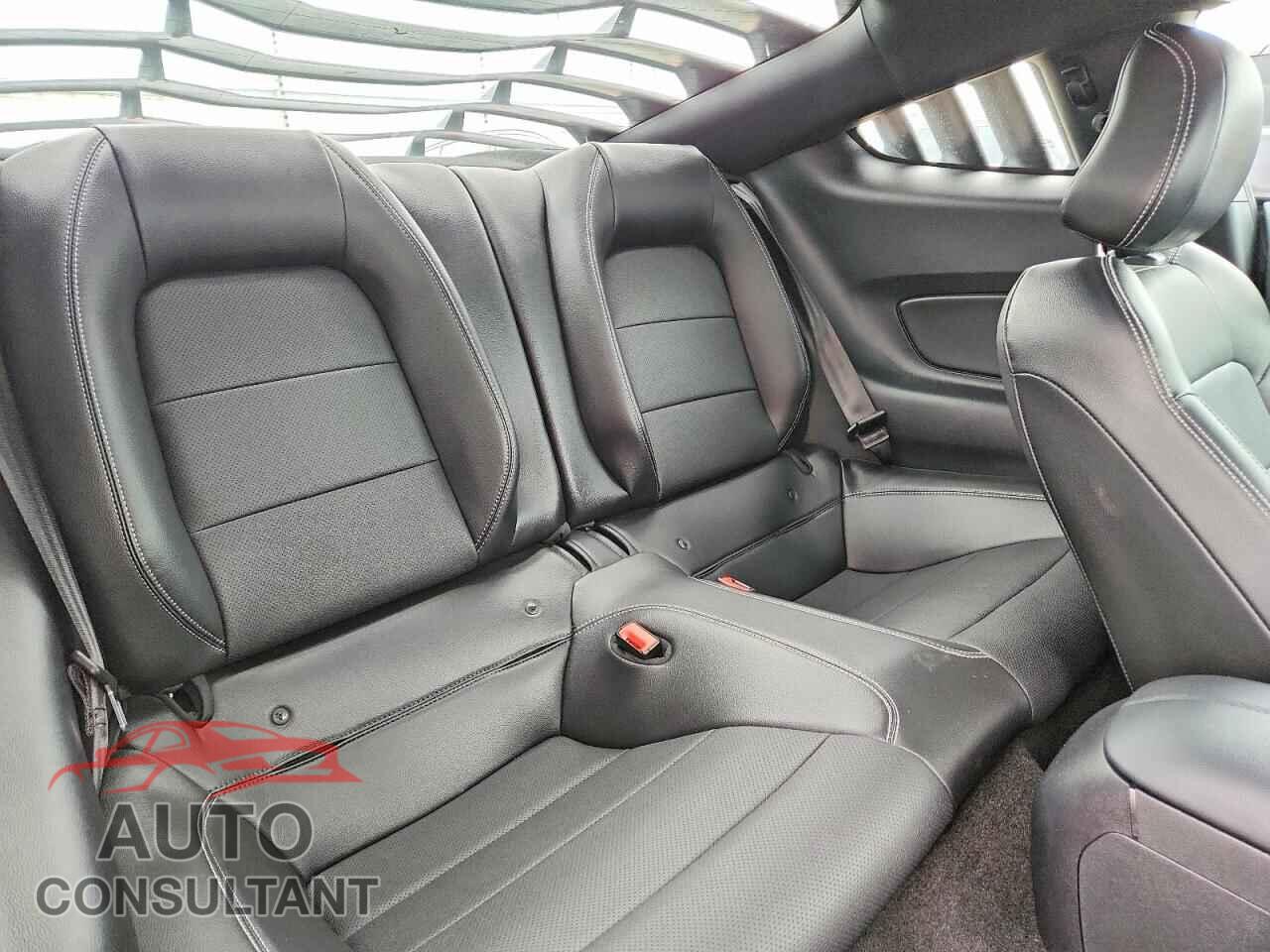 FORD MUSTANG 2018 - 1FA6P8CF4J5116882
