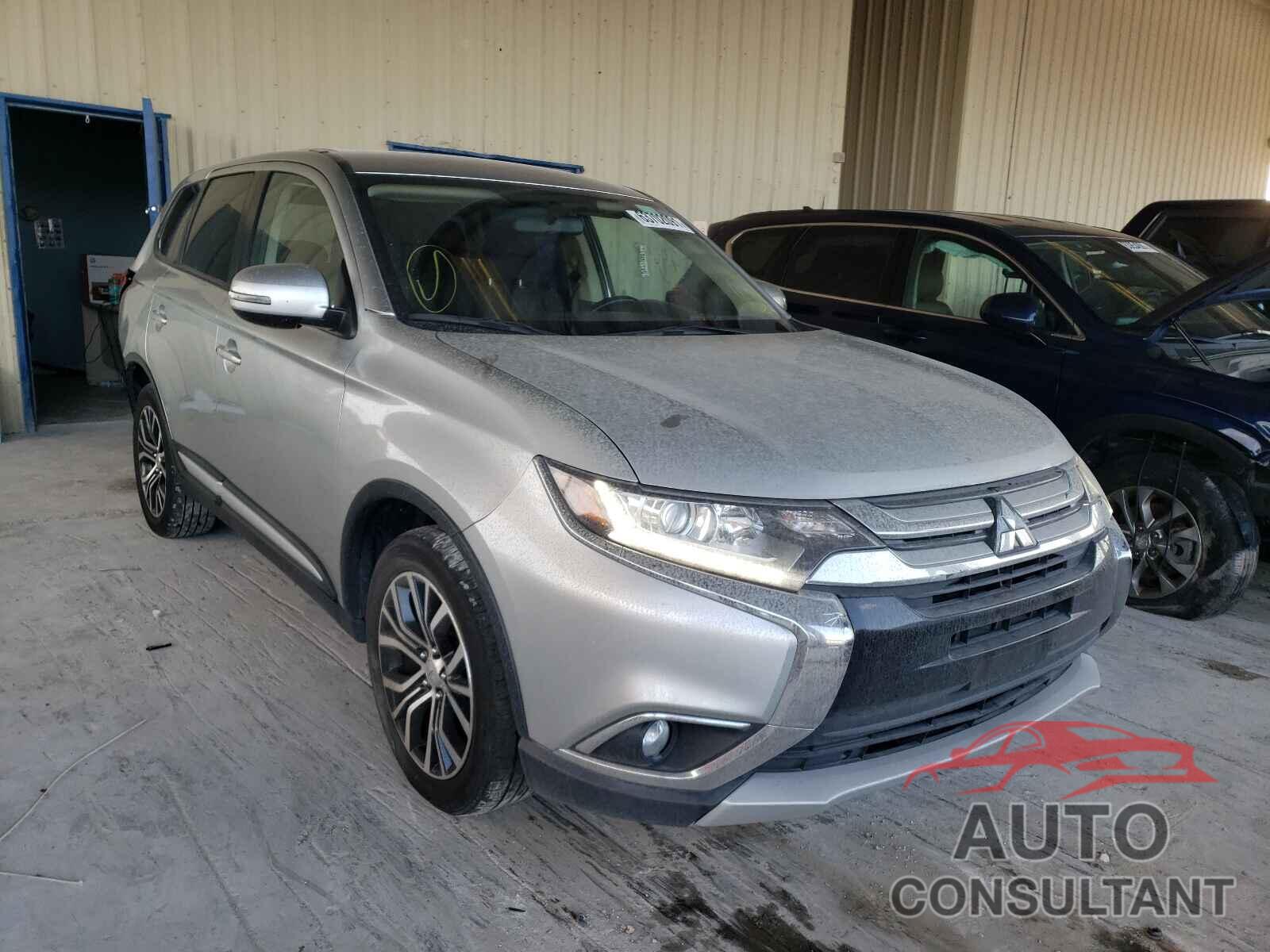 MITSUBISHI OUTLANDER 2018 - JA4AD3A34JZ055870