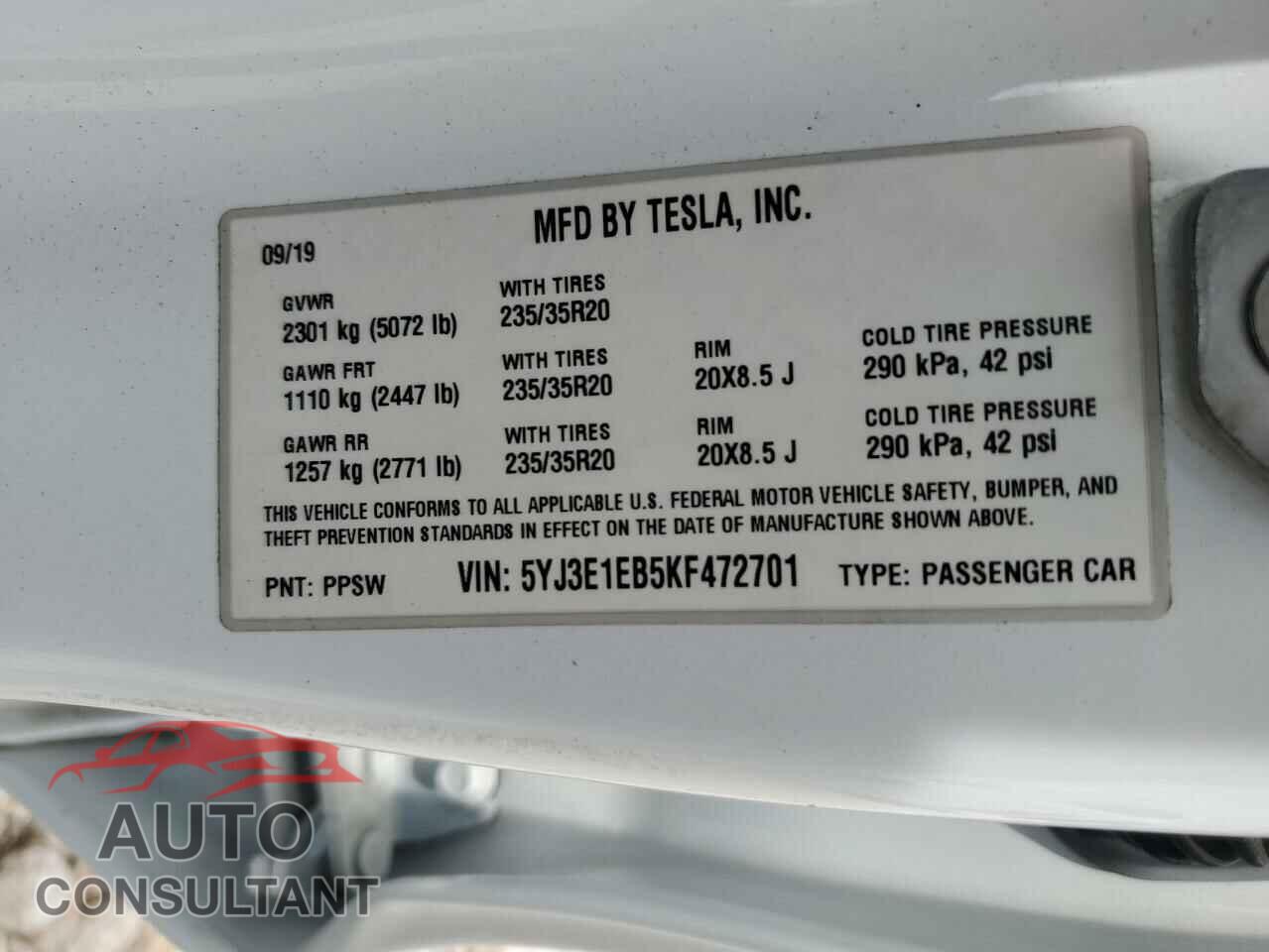 TESLA MODEL 3 2019 - 5YJ3E1EB5KF472701