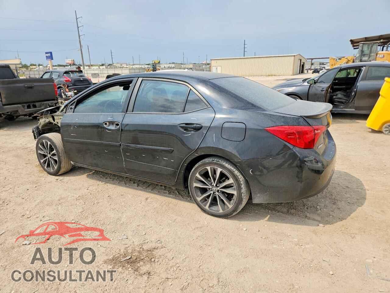 TOYOTA COROLLA 2018 - 5YFBURHE8JP800604