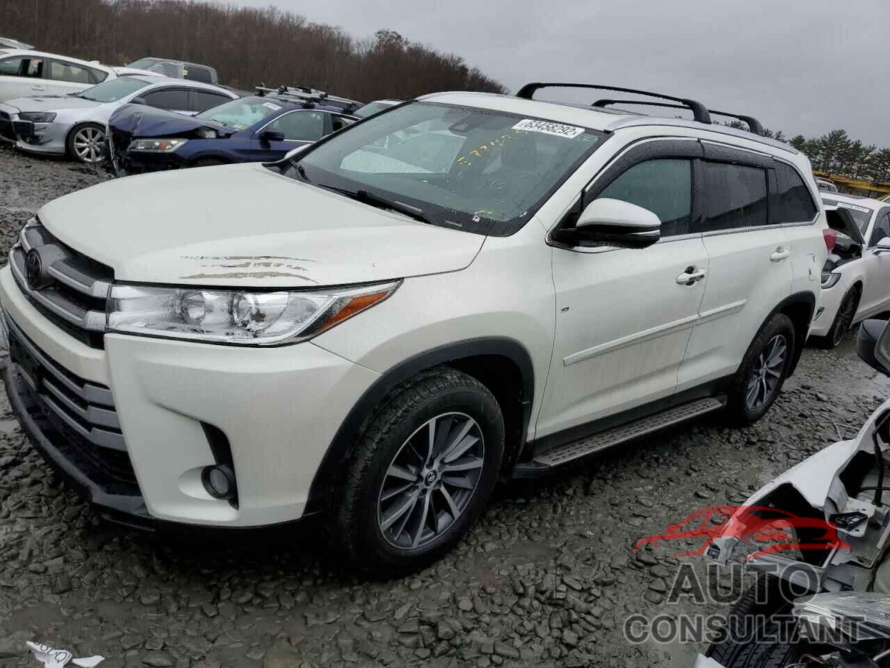 TOYOTA HIGHLANDER 2019 - 5TDJZRFH5KS577425