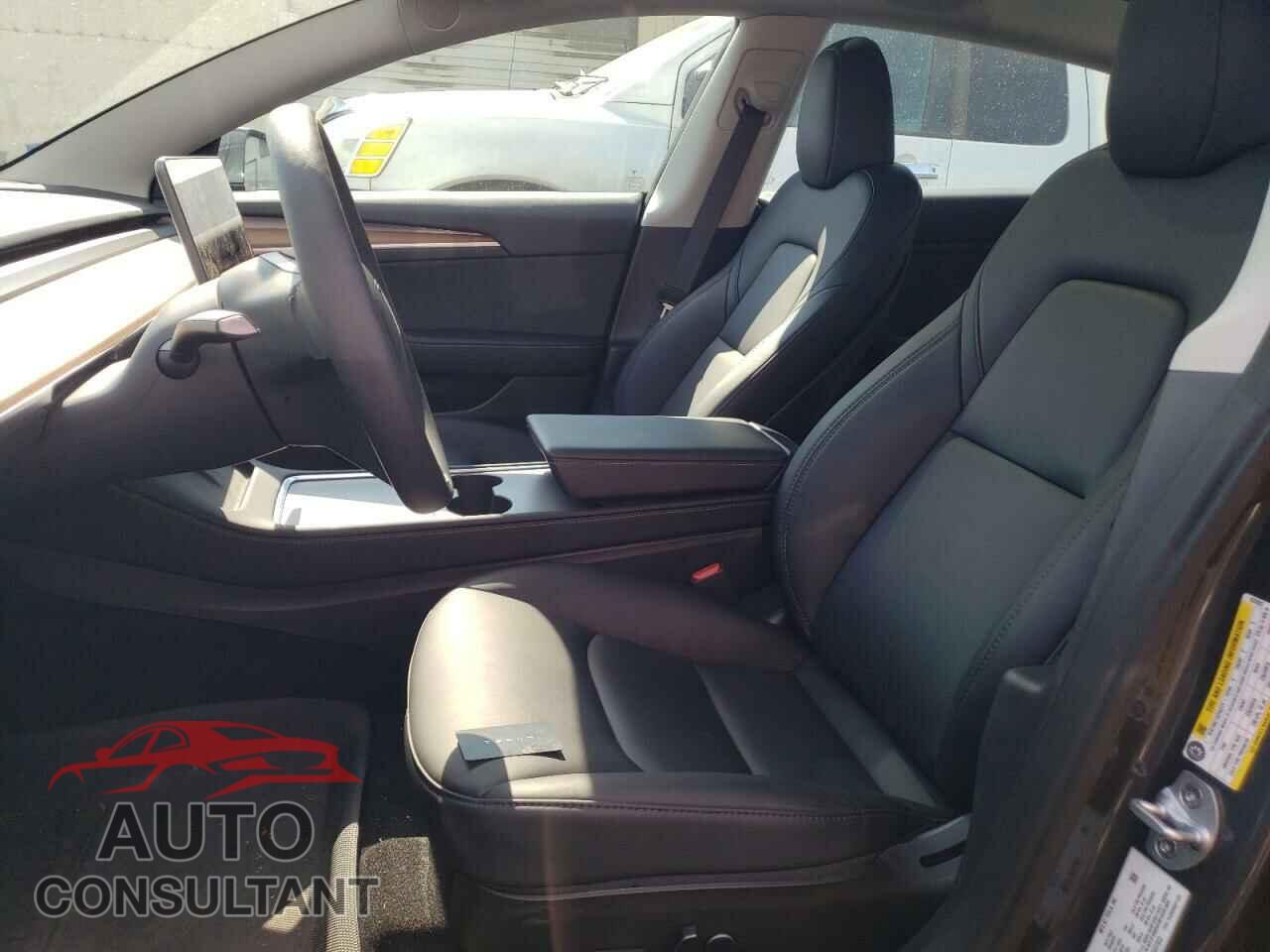 TESLA MODEL 3 2023 - 5YJ3E1EB3PF637023