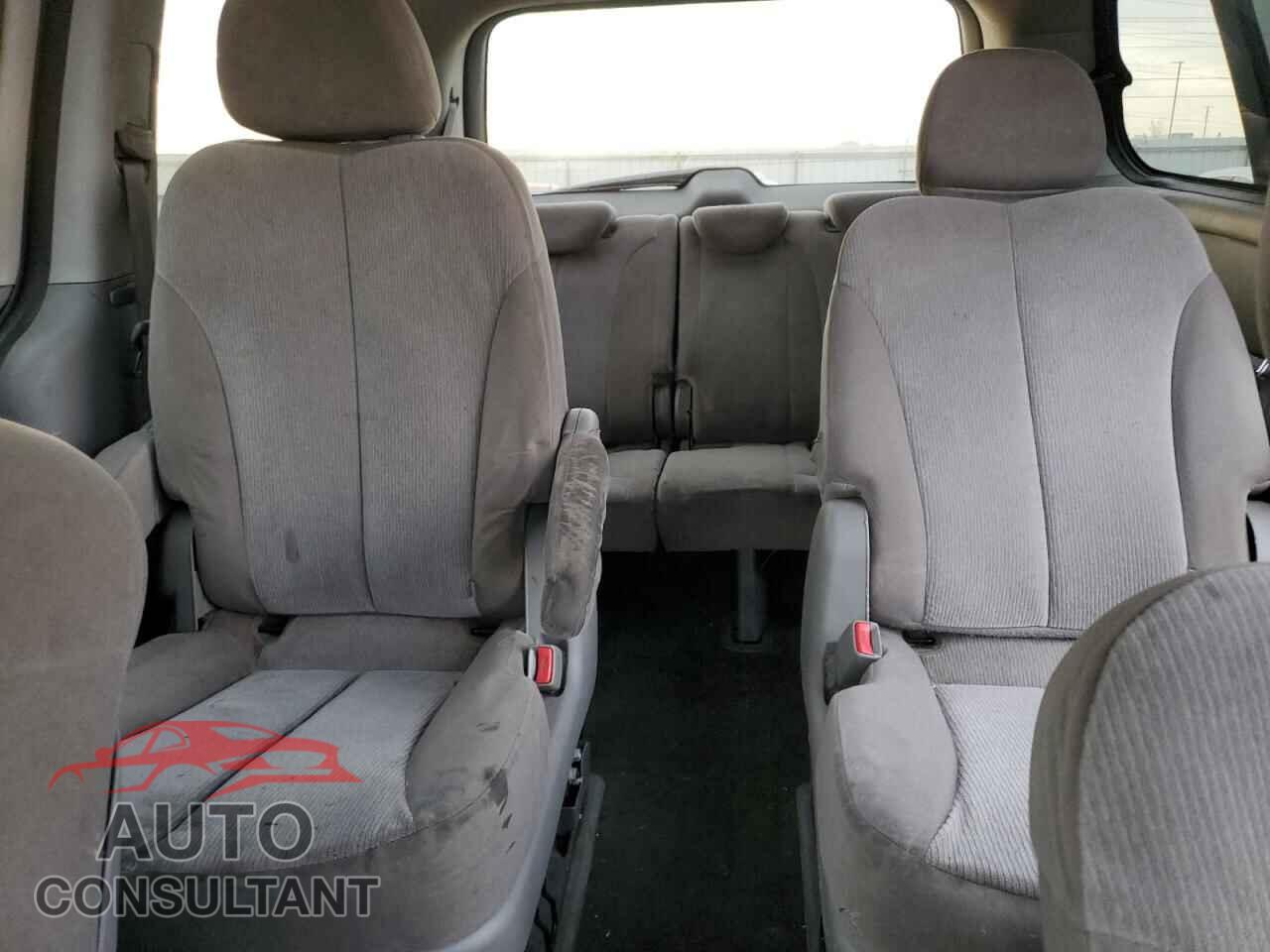 KIA All Models 2012 - KNDMG4C76C6470211