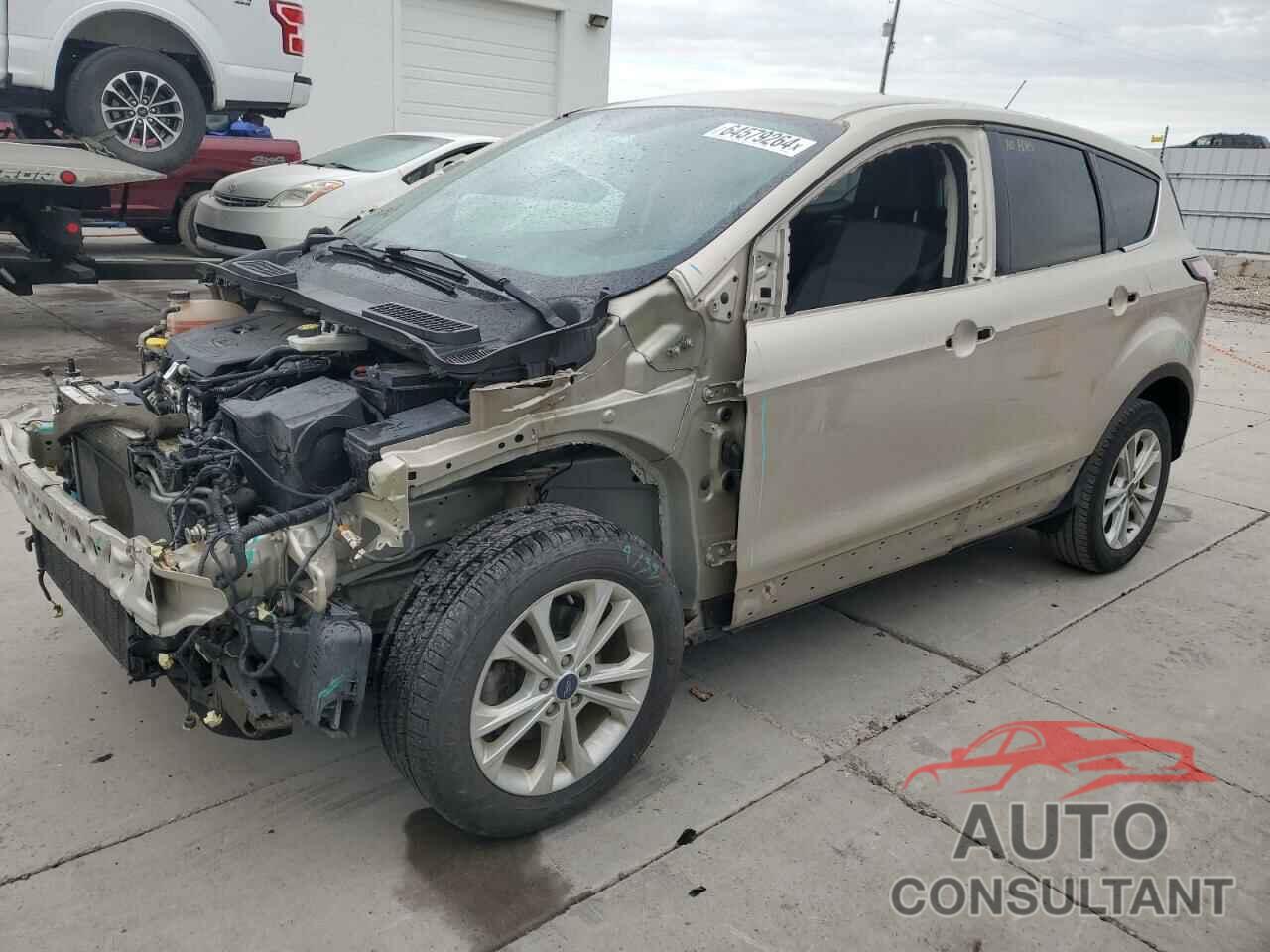 FORD ESCAPE 2017 - 1FMCU0GDXHUE03705
