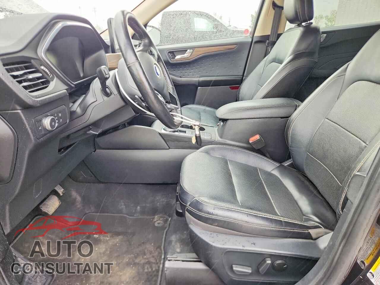 FORD ESCAPE 2020 - 1FMCU9J92LUA16387