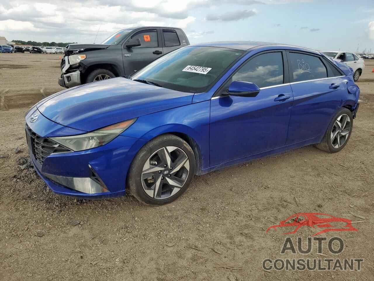 HYUNDAI ELANTRA 2023 - KMHLP4AG5PU488646